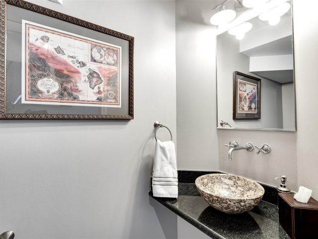 Home for sale at 1224 NE 18th Ave 1 - photo 6114527