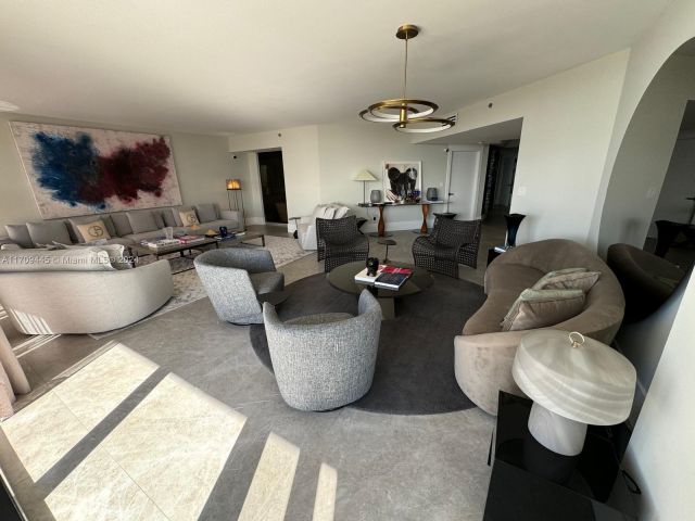 Apartment for sale  Unit #2404 - photo 5641088