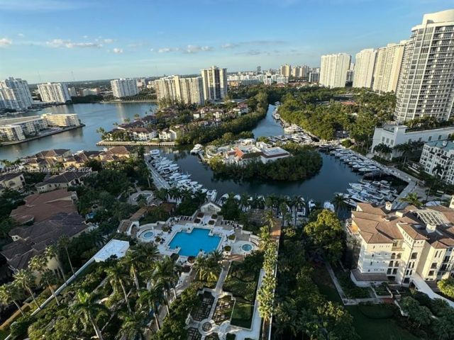 Apartment for sale  Unit #2404 - photo 5641093