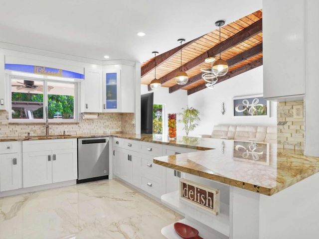 Home for sale at 21661 Sonoma Ct - photo 5969715