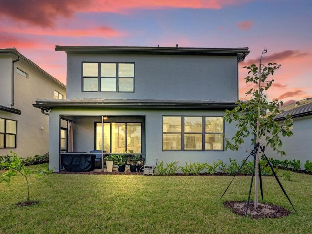 Home for sale at 4422 S Silverwood Ln - photo 5893393