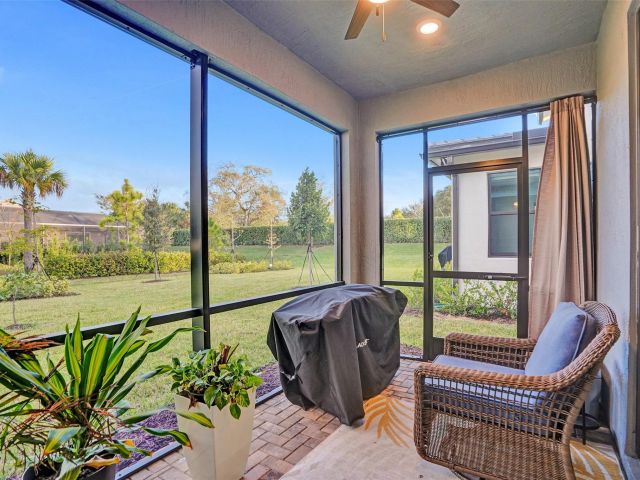 Home for sale at 4422 S Silverwood Ln - photo 5893399