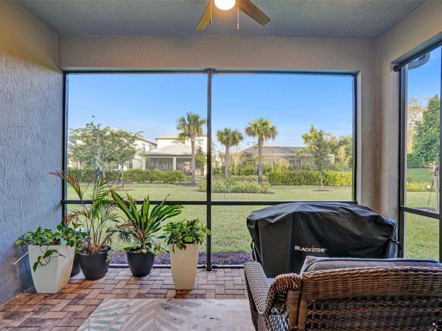 Home for sale at 4422 S Silverwood Ln - photo 5893400