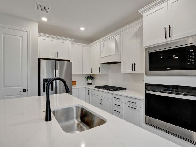 Home for sale at 4422 S Silverwood Ln - photo 5893404