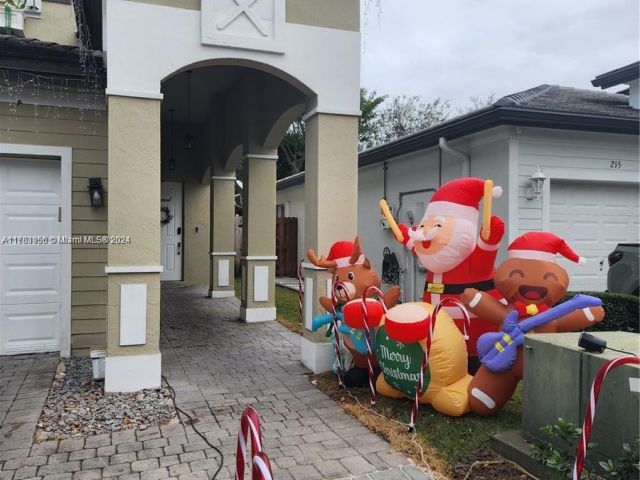 Home for sale at 229 NE 36th Ter - photo 6009588