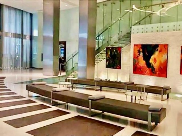 Apartment for sale  Unit #4707 - photo 5638291