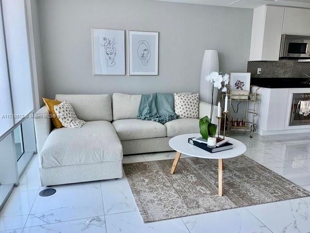 Apartment for sale  Unit #4707 - photo 5638297