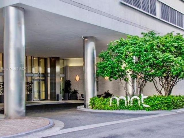 Apartment for sale  Unit #4707 - photo 5638301