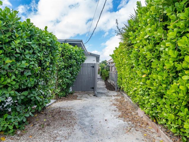 Home for sale at 2230 SW 60th Ct - photo 5813777