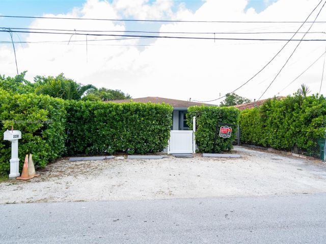 Home for sale at 2230 SW 60th Ct - photo 5813778