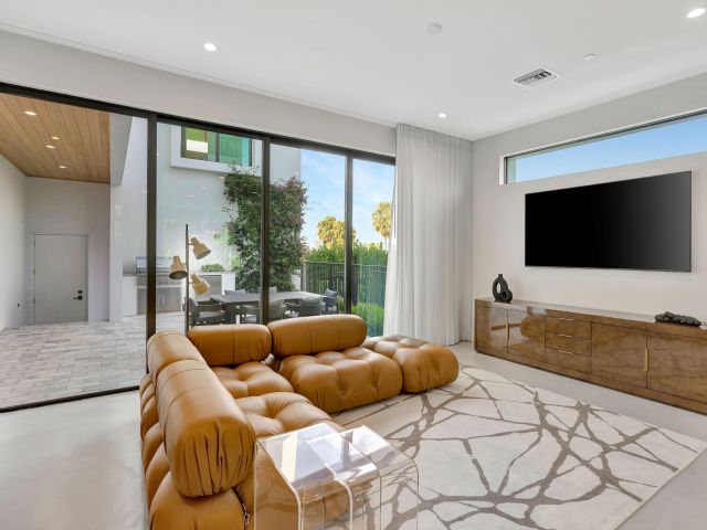 Home for rent at 1901 Dock Street - photo 6513967