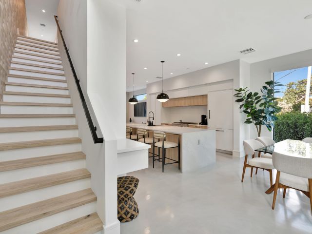 Home for rent at 1901 Dock Street - photo 6513973