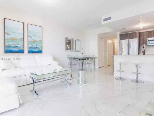 Apartment for sale  Unit #2705 - photo 5801321