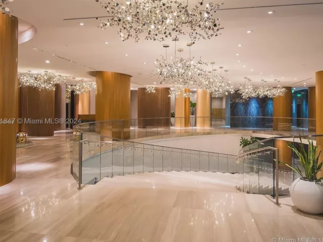1-bedroom condo for sale in Miami - 488 NE 18th St 2705 - MondialRealty