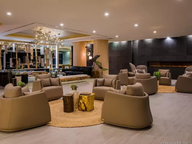 Apartment for sale  Unit #2705 - photo 5801305