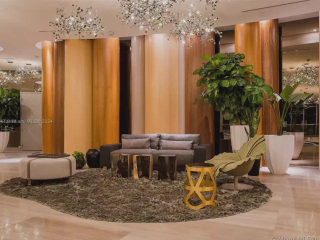 Apartment for sale  Unit #2705 - photo 5801307