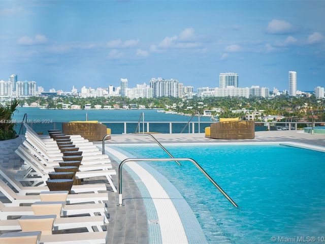 Apartment for sale  Unit #2705 - photo 5801302