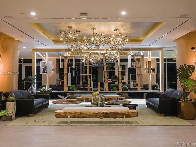 Apartment for sale  Unit #2705 - photo 5801311