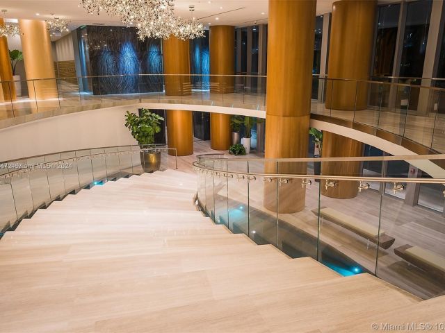 Apartment for sale  Unit #2705 - photo 5801312