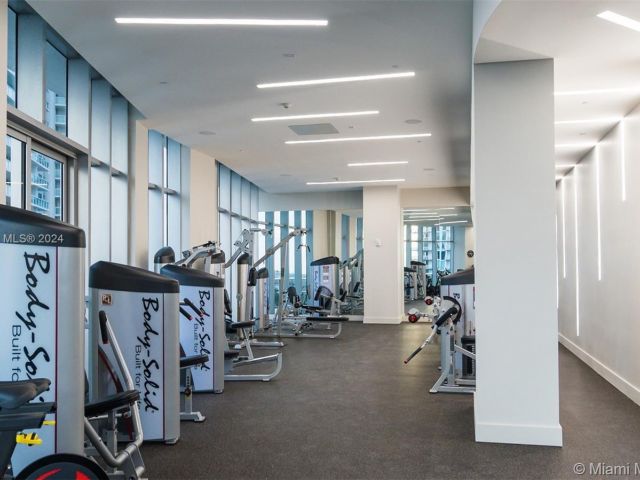 Apartment for sale  Unit #2705 - photo 5801315