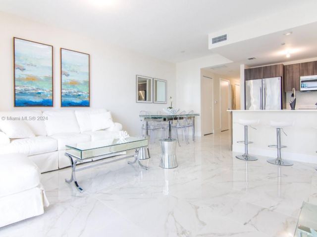 Apartment for sale  Unit #2705 - photo 5801321