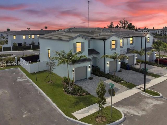 Home for sale at 20366 NW 4th Path 20366 - photo 5575979