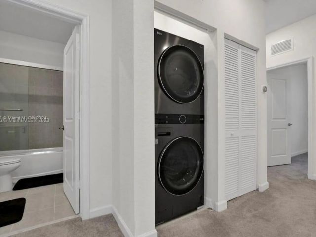 Home for sale at 20366 NW 4th Path 20366 - photo 5575984