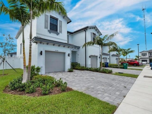 Home for sale at 20366 NW 4th Path 20366 - photo 5575995