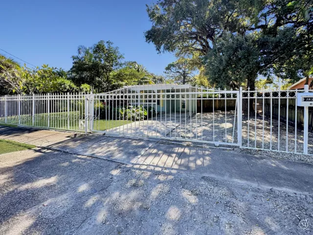 2-bedroom home for sale in Fort Lauderdale - 1820 SW 11th Ct - MondialRealty