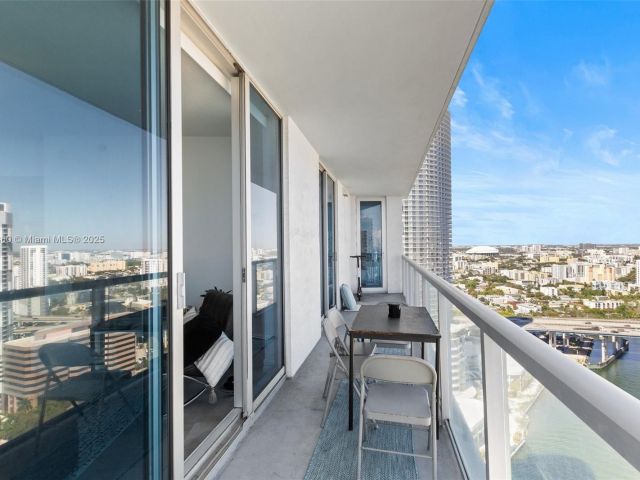 Apartment for sale  Unit #3111 - photo 5618198