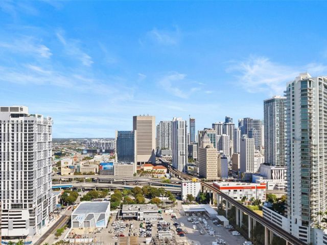 Apartment for sale  Unit #3111 - photo 5618199