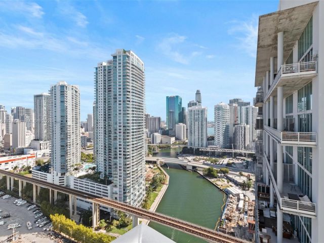 Apartment for sale  Unit #3111 - photo 5618201