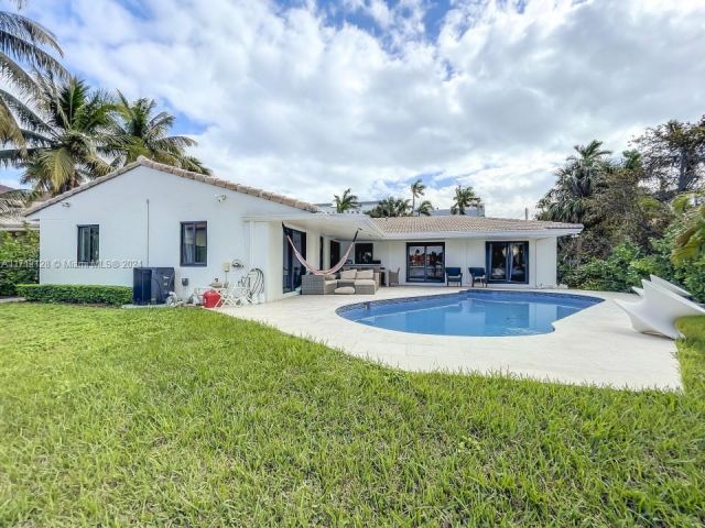 Home for sale at 3351 NE 164th St - photo 5581812