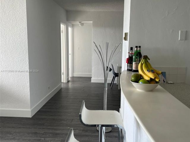 Apartment for sale  Unit #1070S - photo 5604687