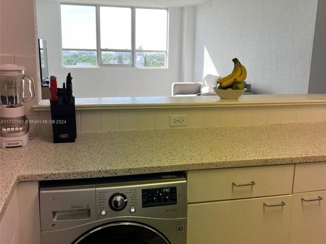 Apartment for sale  Unit #1070S - photo 5604693