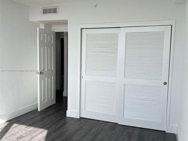 Apartment for sale  Unit #1070S - photo 5604699