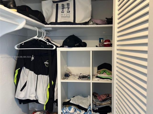 Apartment for sale  Unit #1070S - photo 5604703