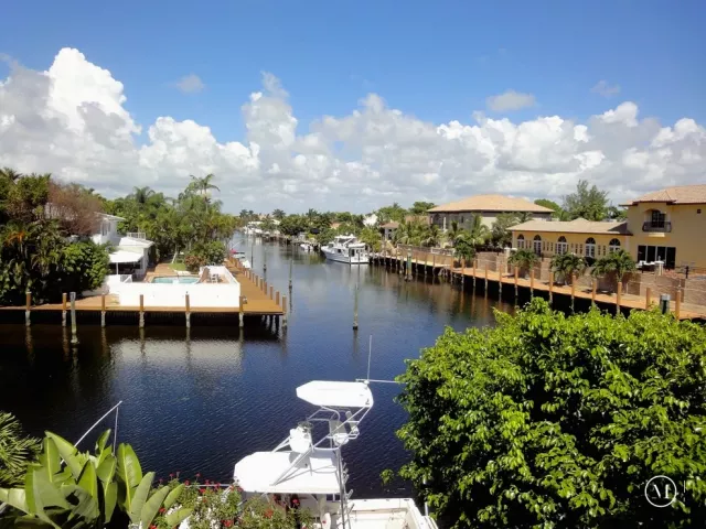 3-bedroom condo for rent in Hallandale Beach - 2080 S Ocean Dr 311 - MondialRealty