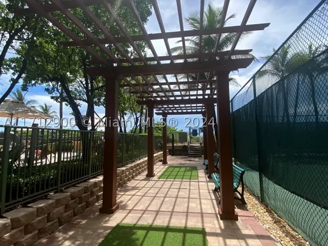 3-bedroom condo for rent in Hallandale Beach - 2080 S Ocean Dr 311 - MondialRealty