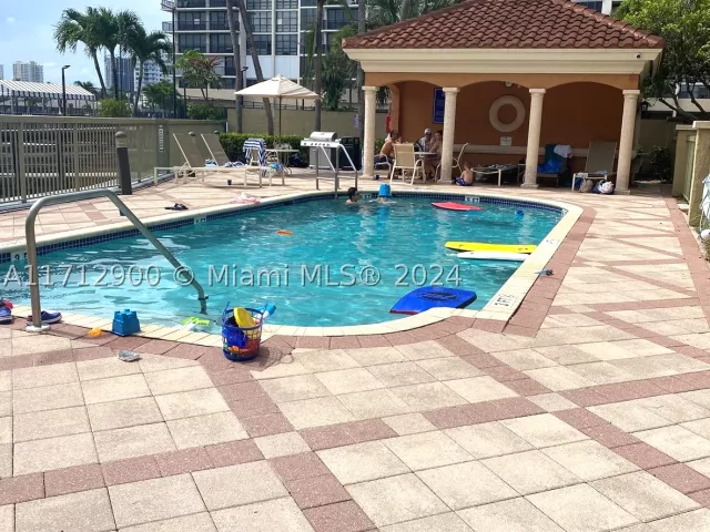 3-bedroom condo for rent in Hallandale Beach - 2080 S Ocean Dr 311 - MondialRealty