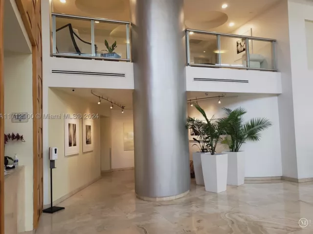 3-bedroom condo for rent in Hallandale Beach - 2080 S Ocean Dr 311 - MondialRealty