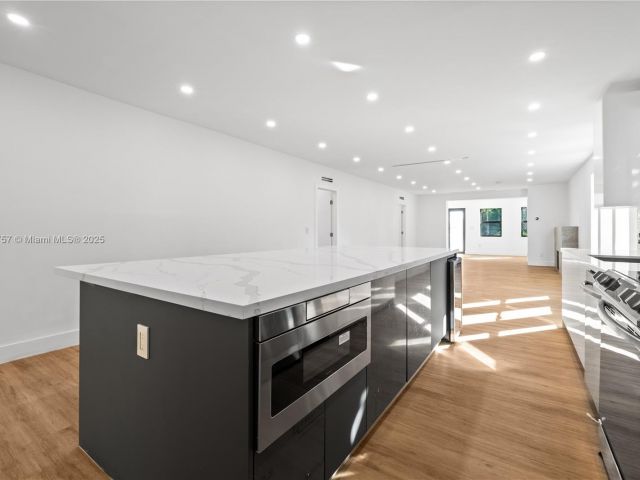 Home for sale at 665 NE 117th st - photo 5694839