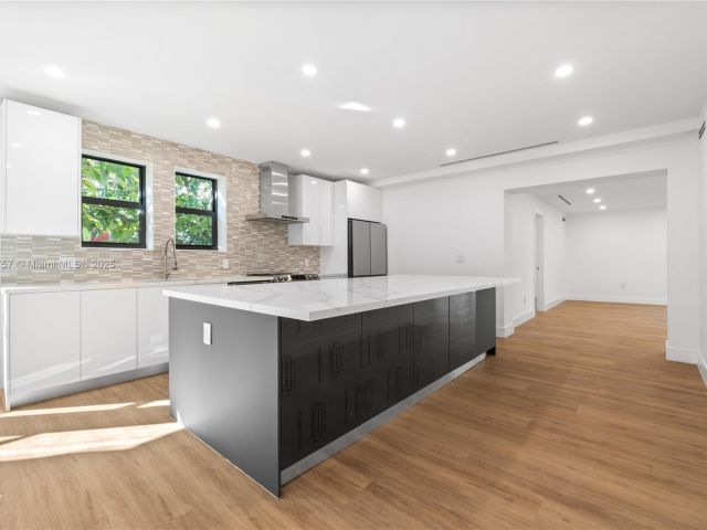 Home for sale at 665 NE 117th st - photo 5694840