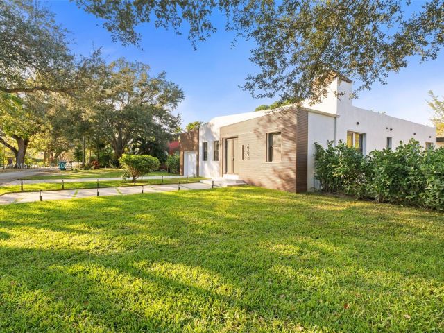 Home for sale at 665 NE 117th st - photo 5694846