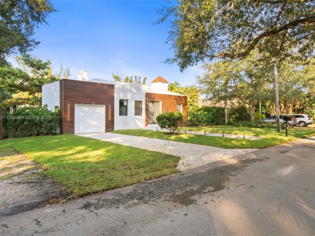 Home for sale at 665 NE 117th st - photo 5694847