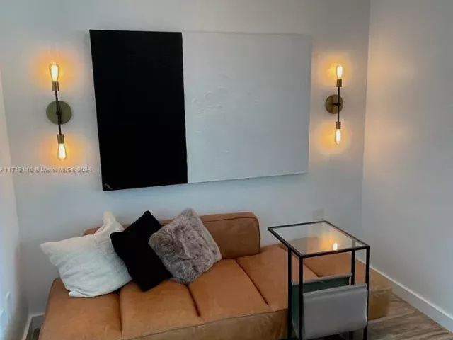 2-bedroom condo for sale in Miami - 650 NE 32nd St 3606 - MondialRealty
