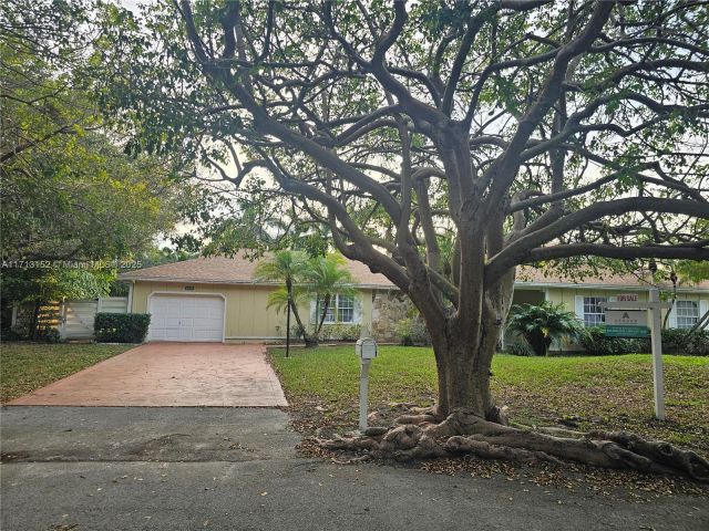 Home for sale at 14630 SW 148th Ct - photo 5741817