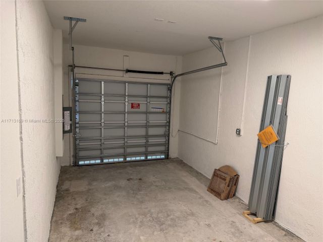 3-bedroom home for rent in Homestead - 2876 SE 25 AVE 2876 - MondialRealty