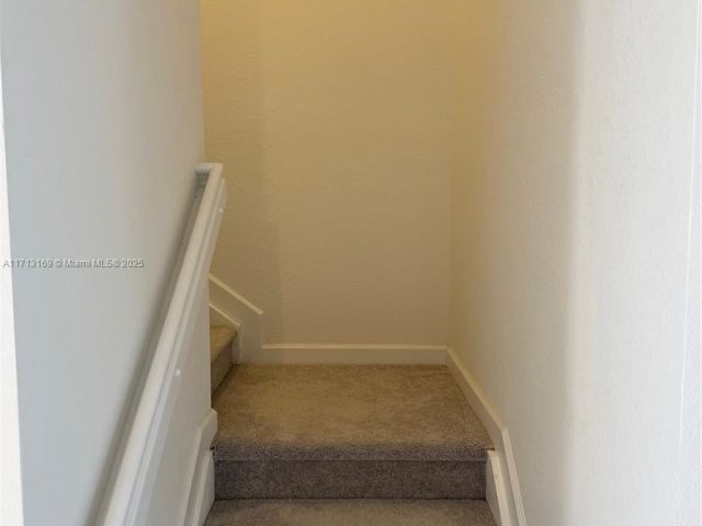 3-bedroom home for rent in Homestead - 2876 SE 25 AVE 2876 - MondialRealty
