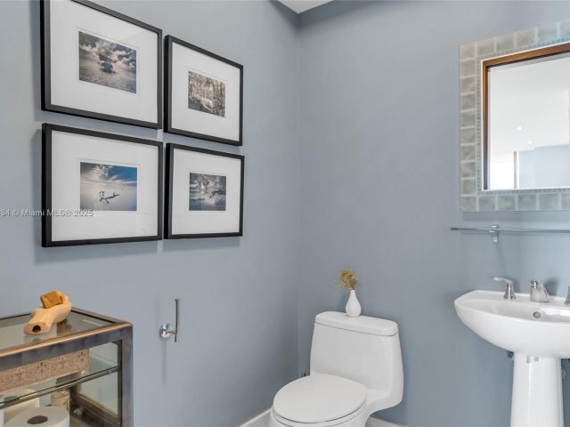 Apartment for rent  Unit #4202 - photo 5774547